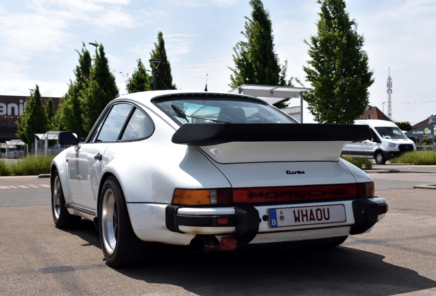 Porsche 930 Turbo