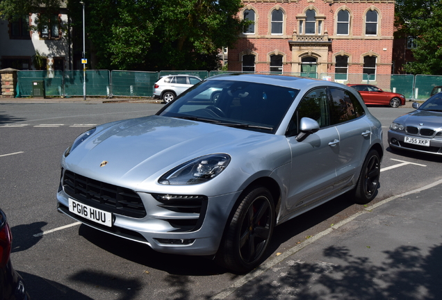 Porsche 95B Macan GTS