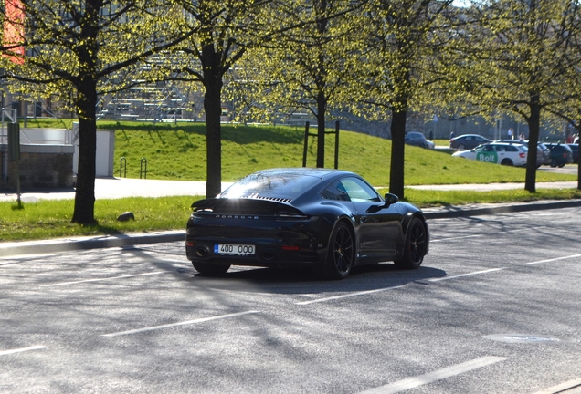 Porsche 992 Carrera 4S