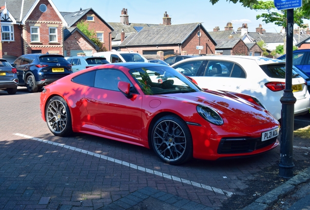 Porsche 992 Carrera 4S