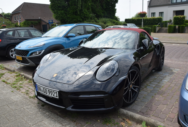 Porsche 992 Turbo S Cabriolet