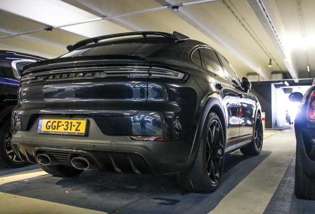 Porsche Cayenne Coupé Turbo E-Hybrid