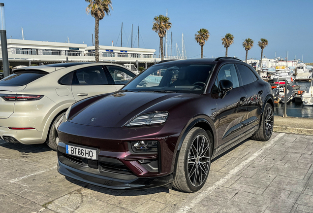 Porsche Macan EV Turbo