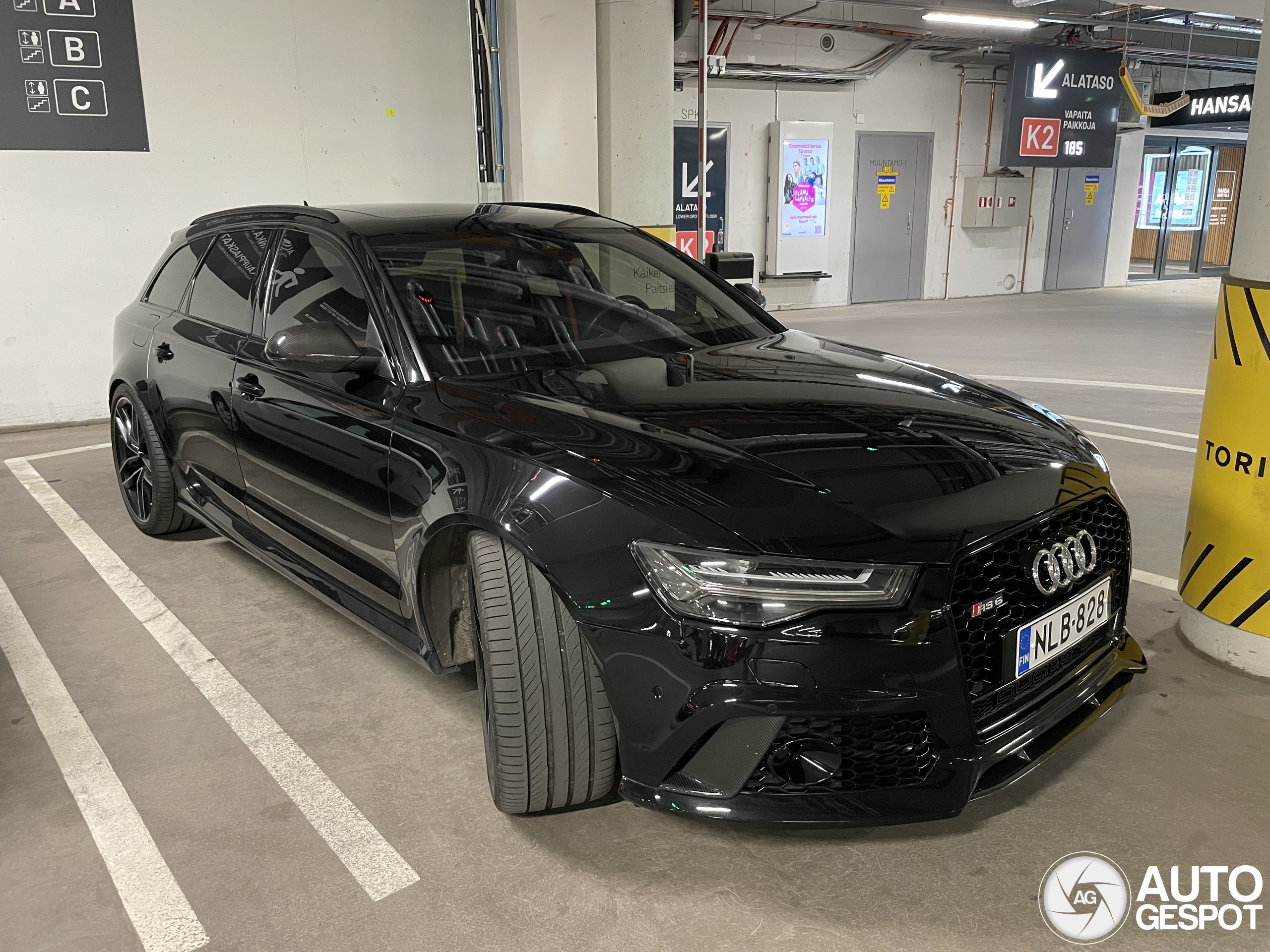Audi RS6 Avant C7 2015