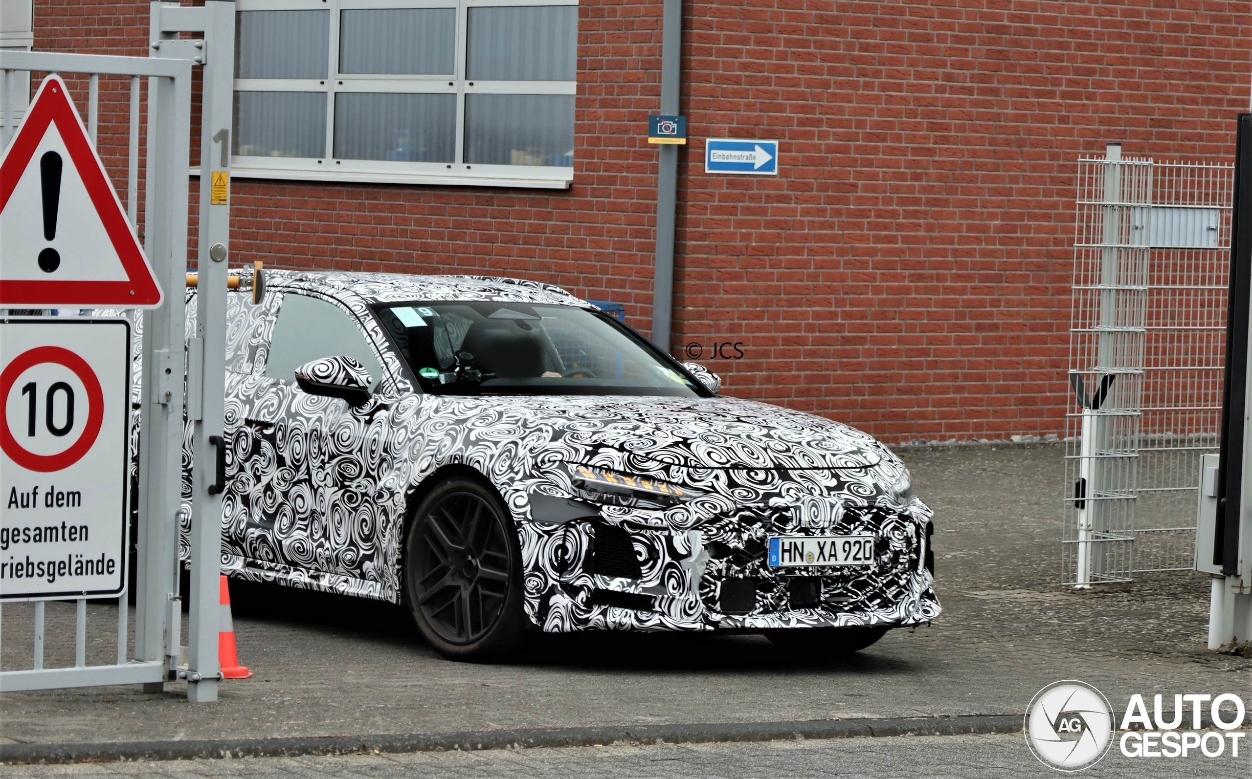 Audi RS6 Avant C9