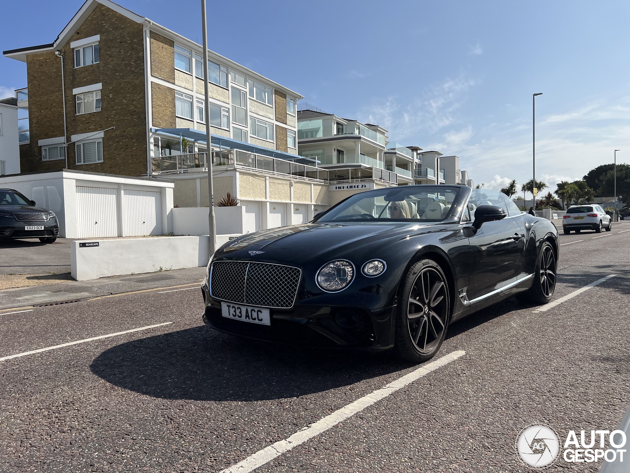 Bentley Continental GTC 2019