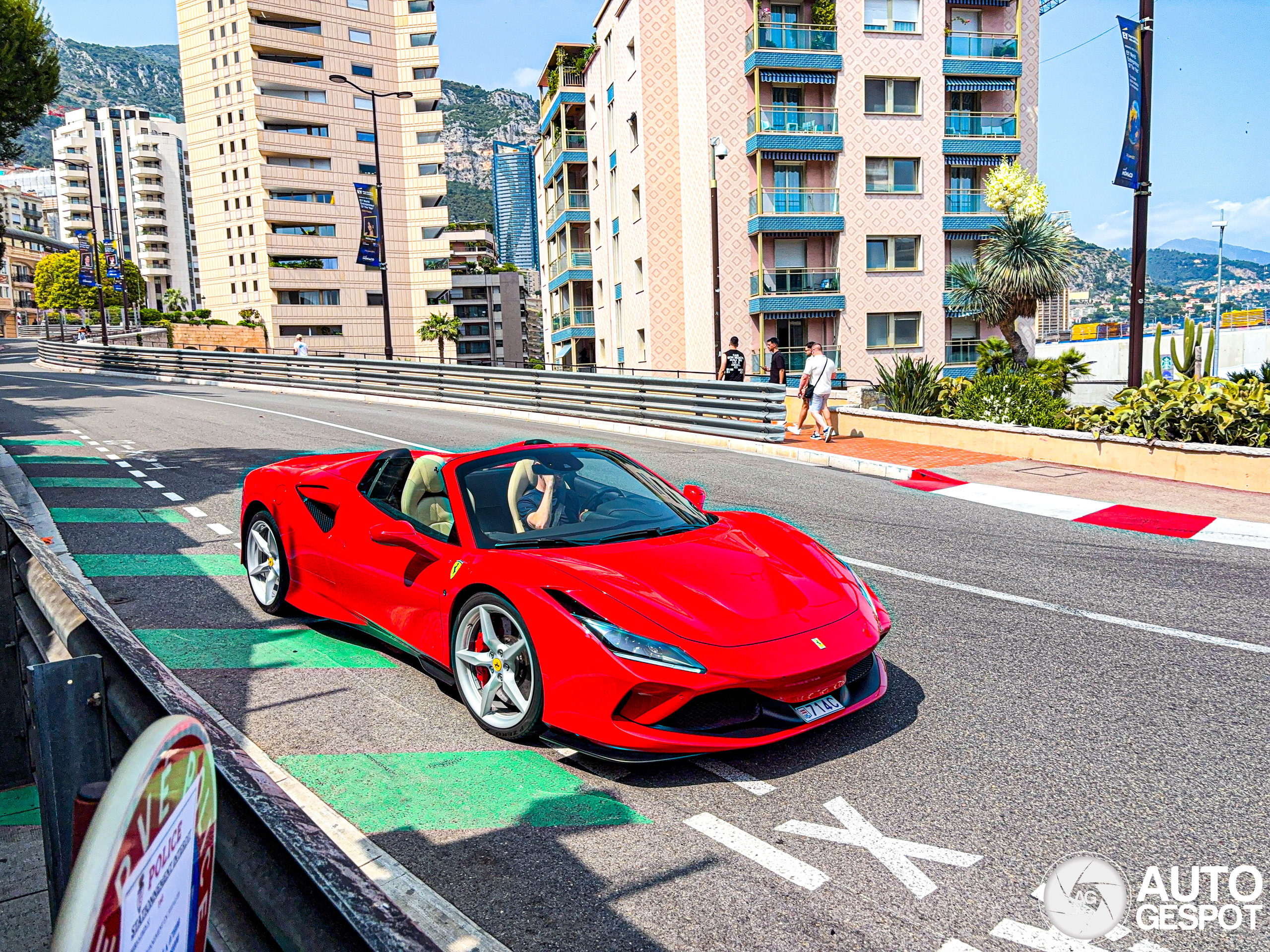 Ferrari F8 Spider