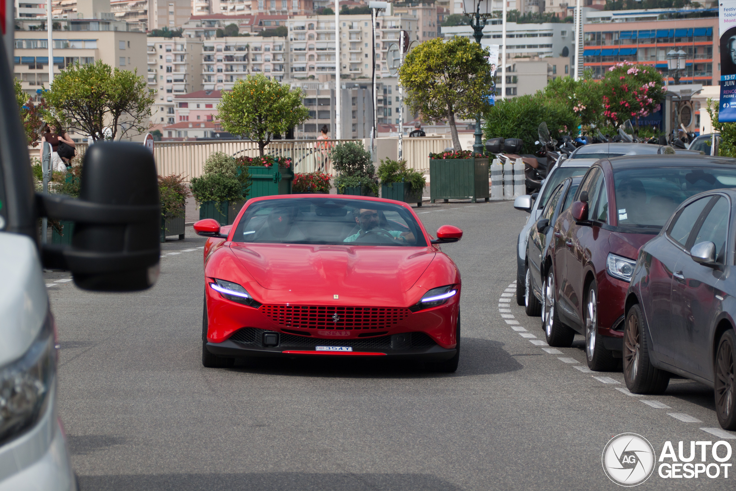 Ferrari Roma Spider