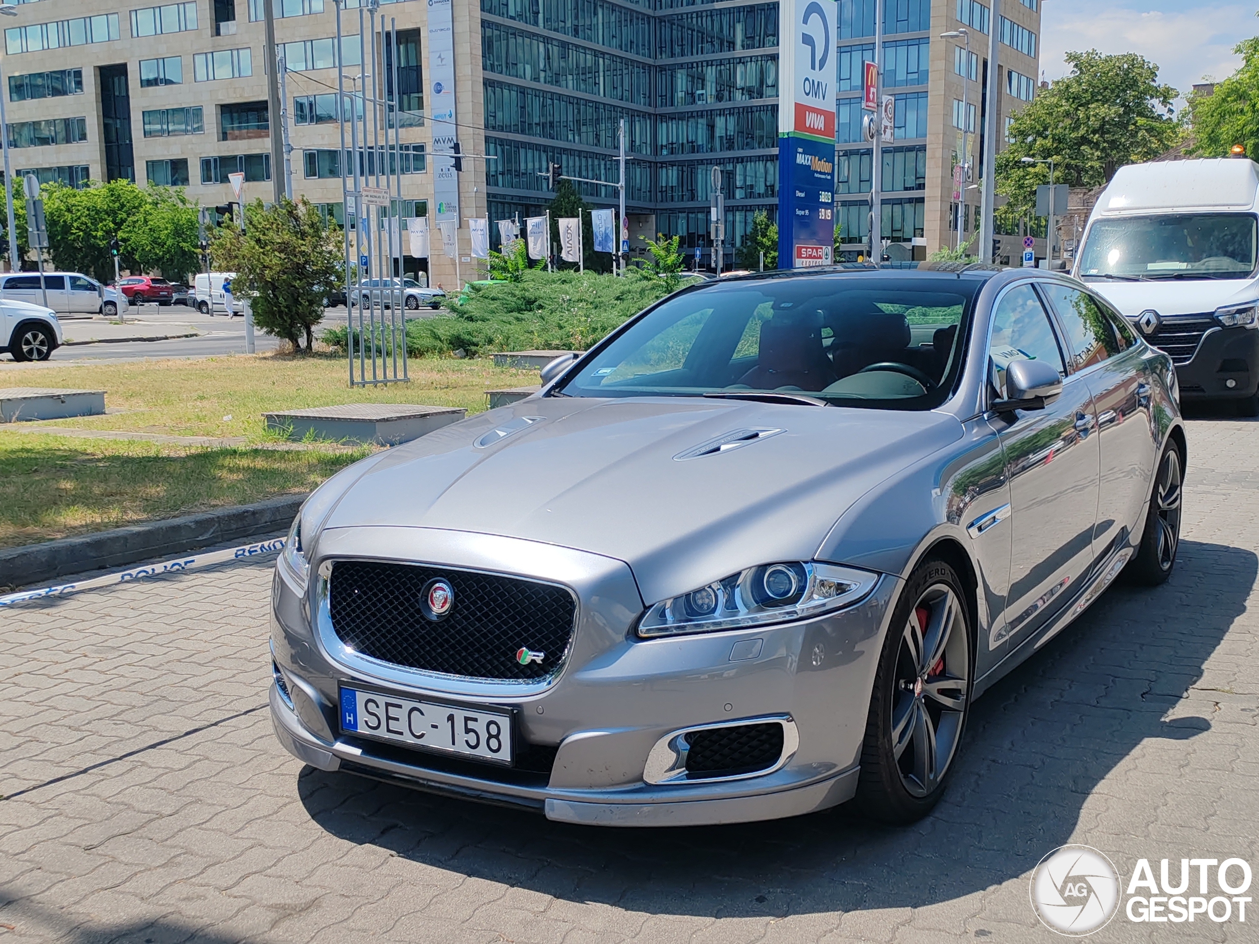 Jaguar XJR 2013