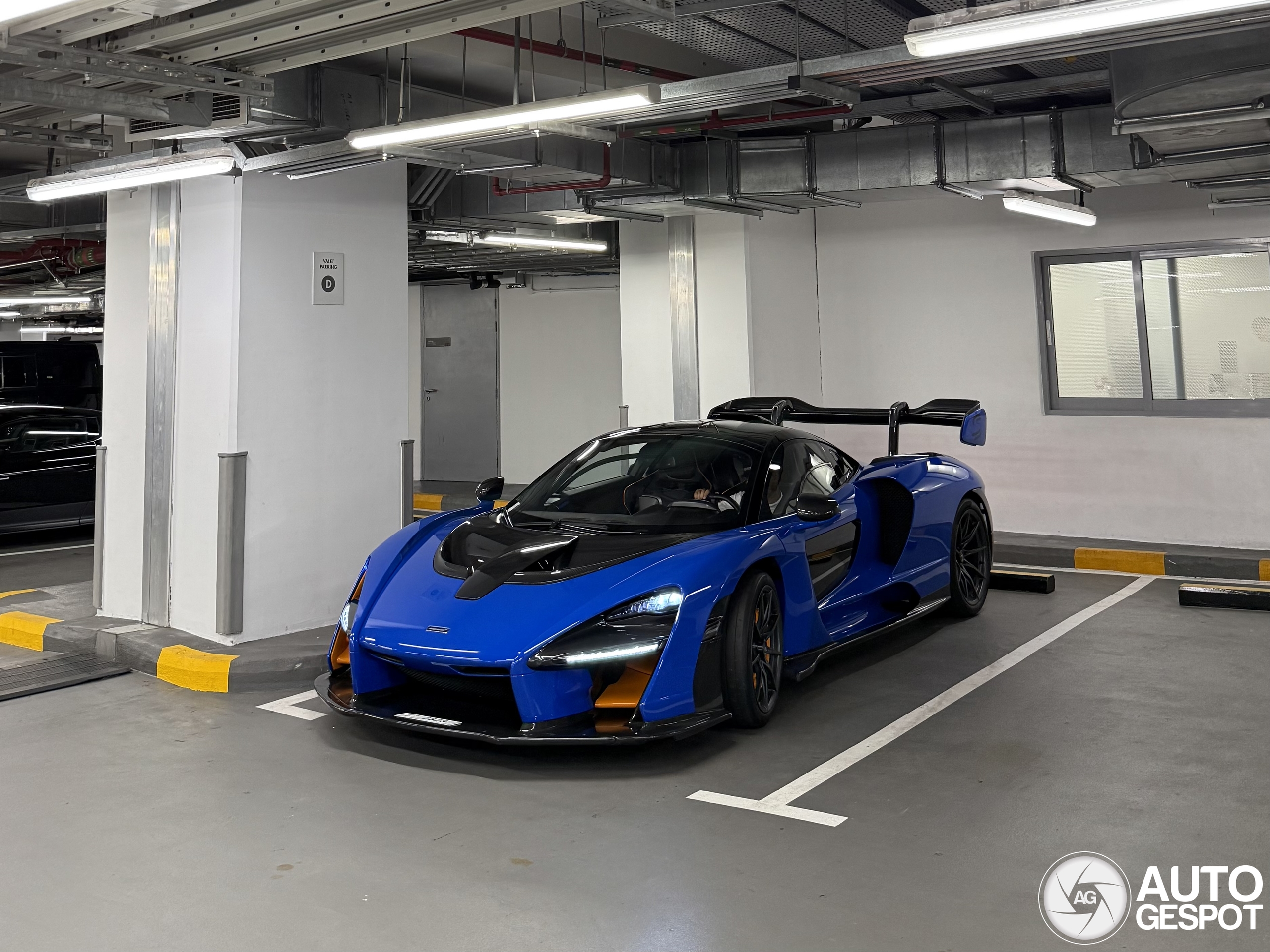McLaren Senna