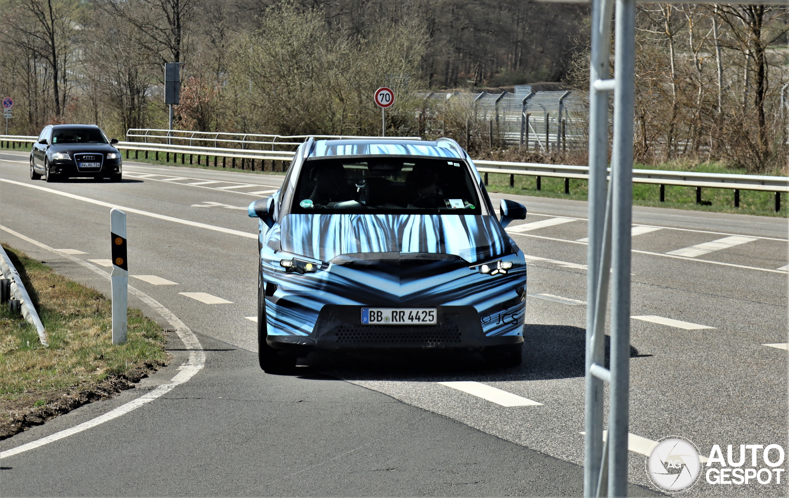 Mercedes-Benz EQC SUV 2025