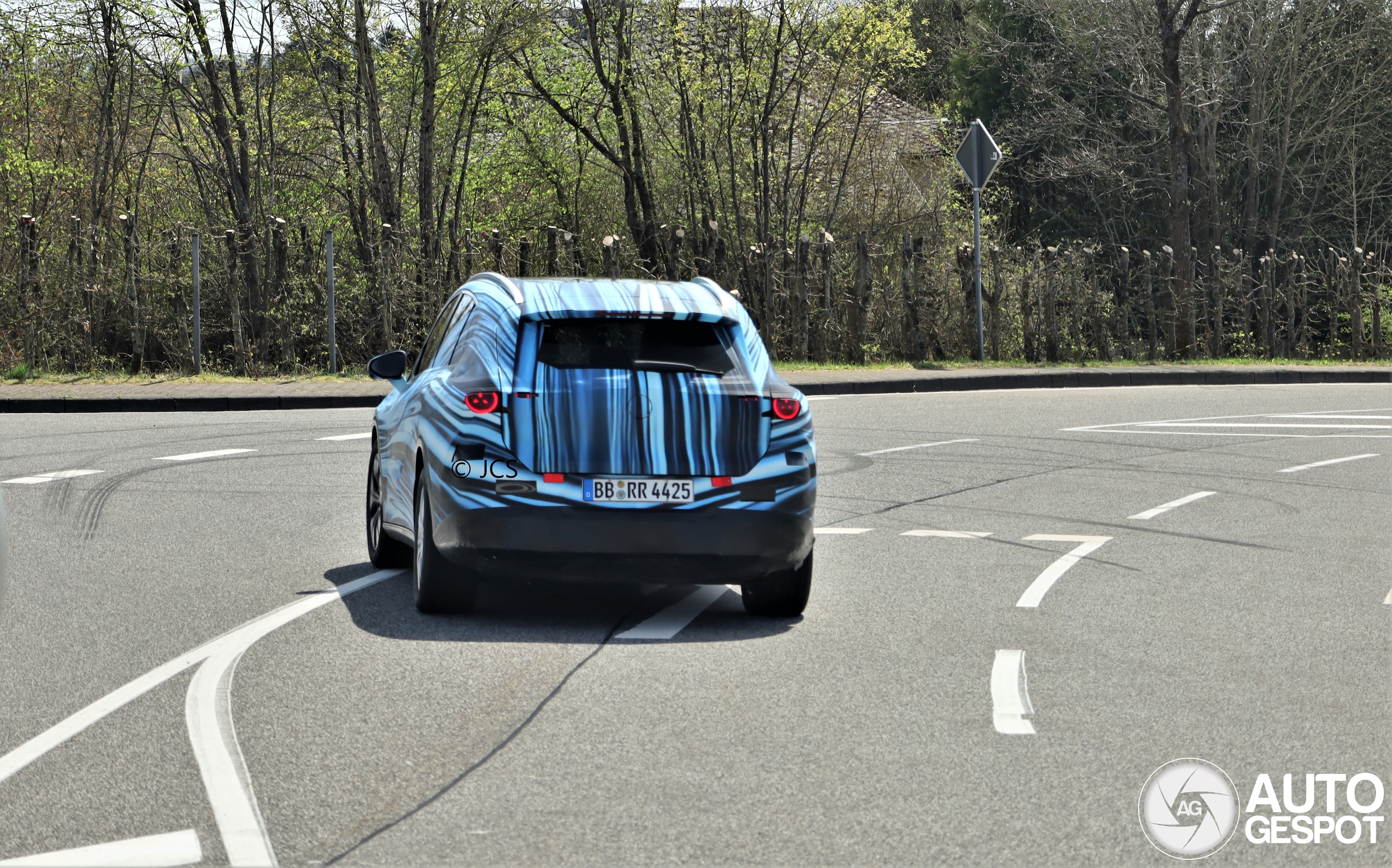 Mercedes-Benz EQC SUV 2025