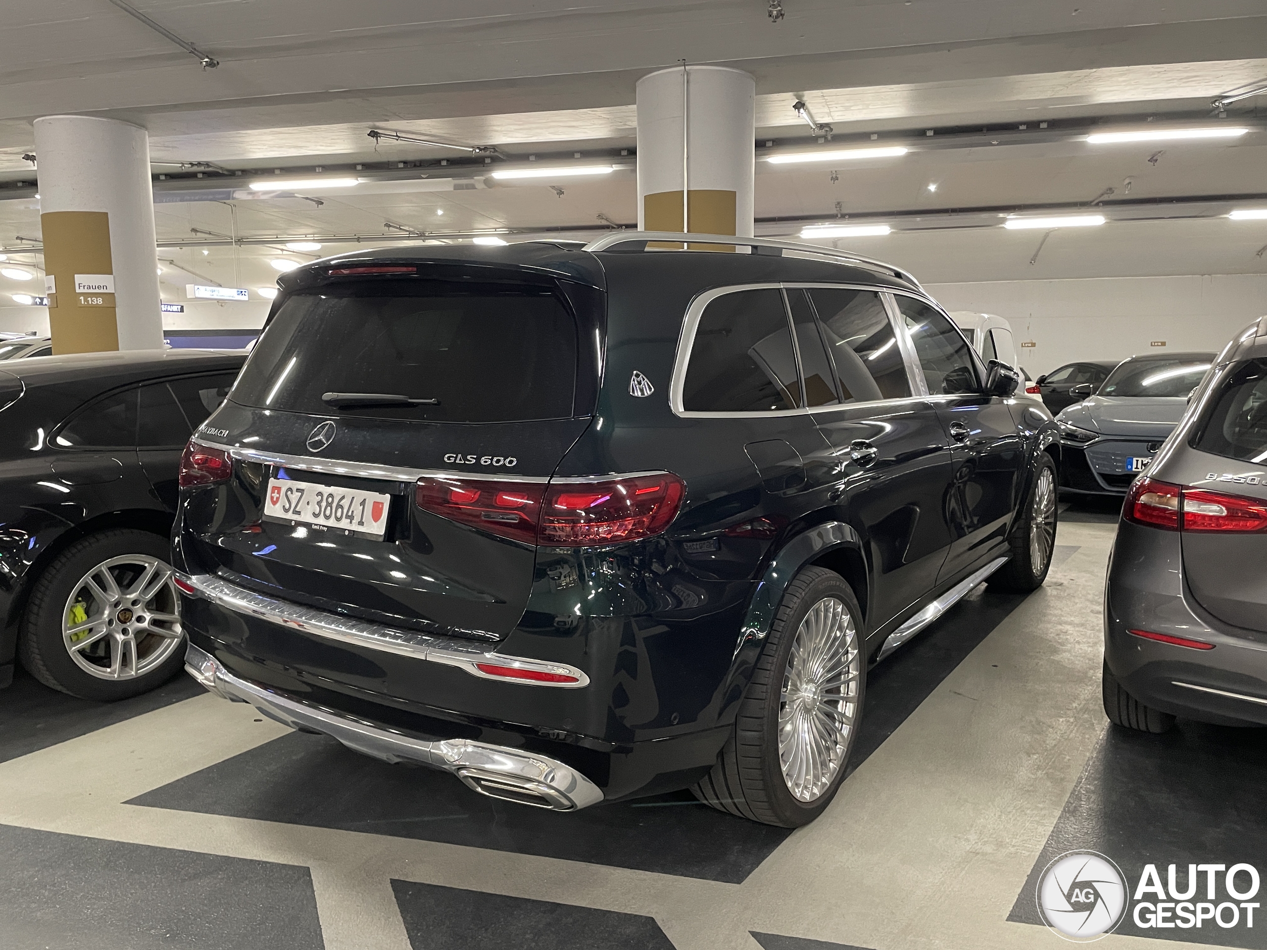 Mercedes-Maybach GLS 600 2024