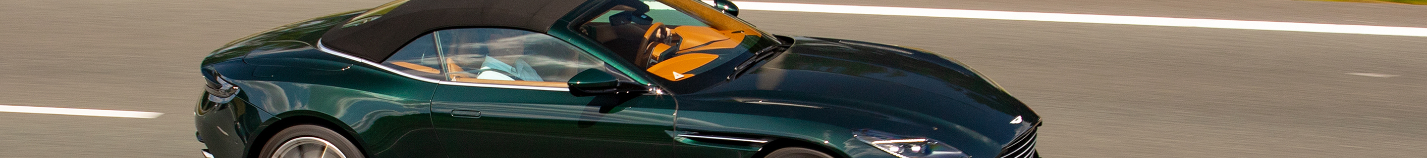 Aston Martin DB11 V8 Volante