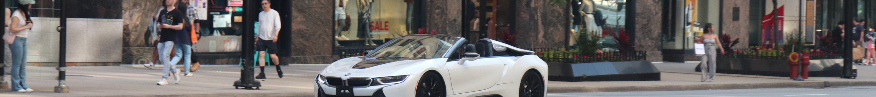 BMW i8 Roadster