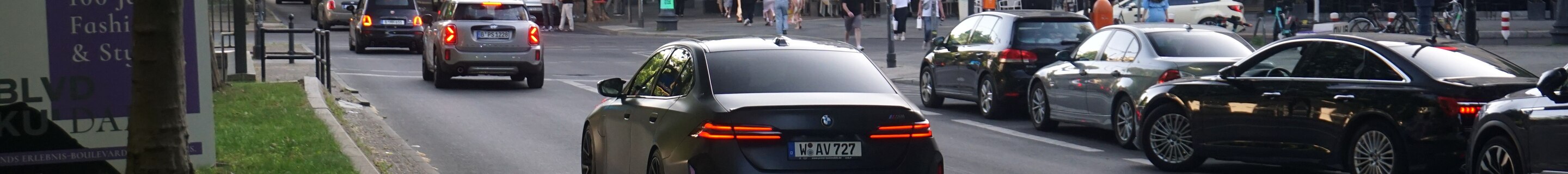 BMW M5 G90