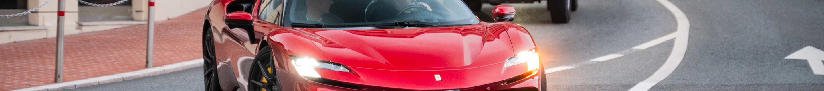 Ferrari SF90 Spider