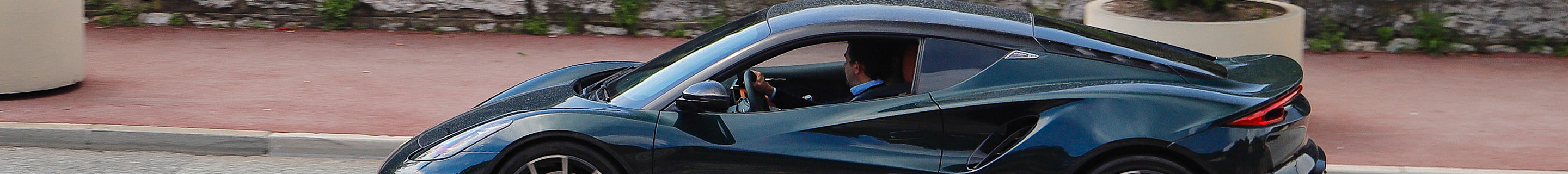 Lotus Emira