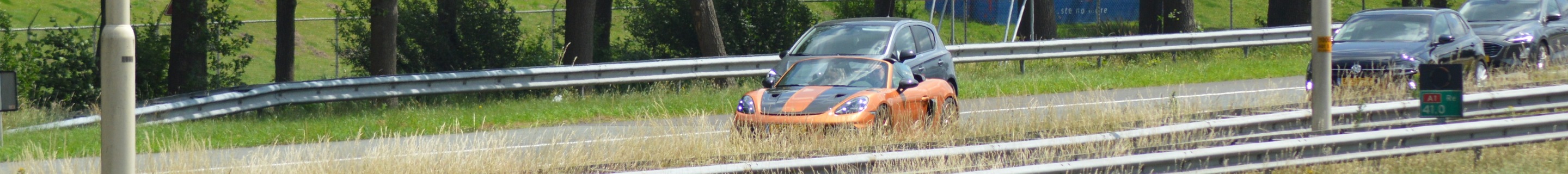 Porsche 718 Spyder RS Weissach Package
