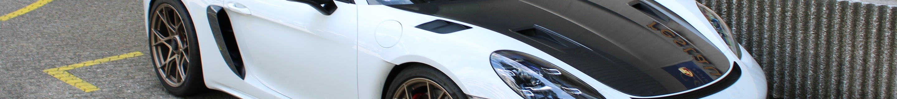 Porsche 718 Spyder RS Weissach Package