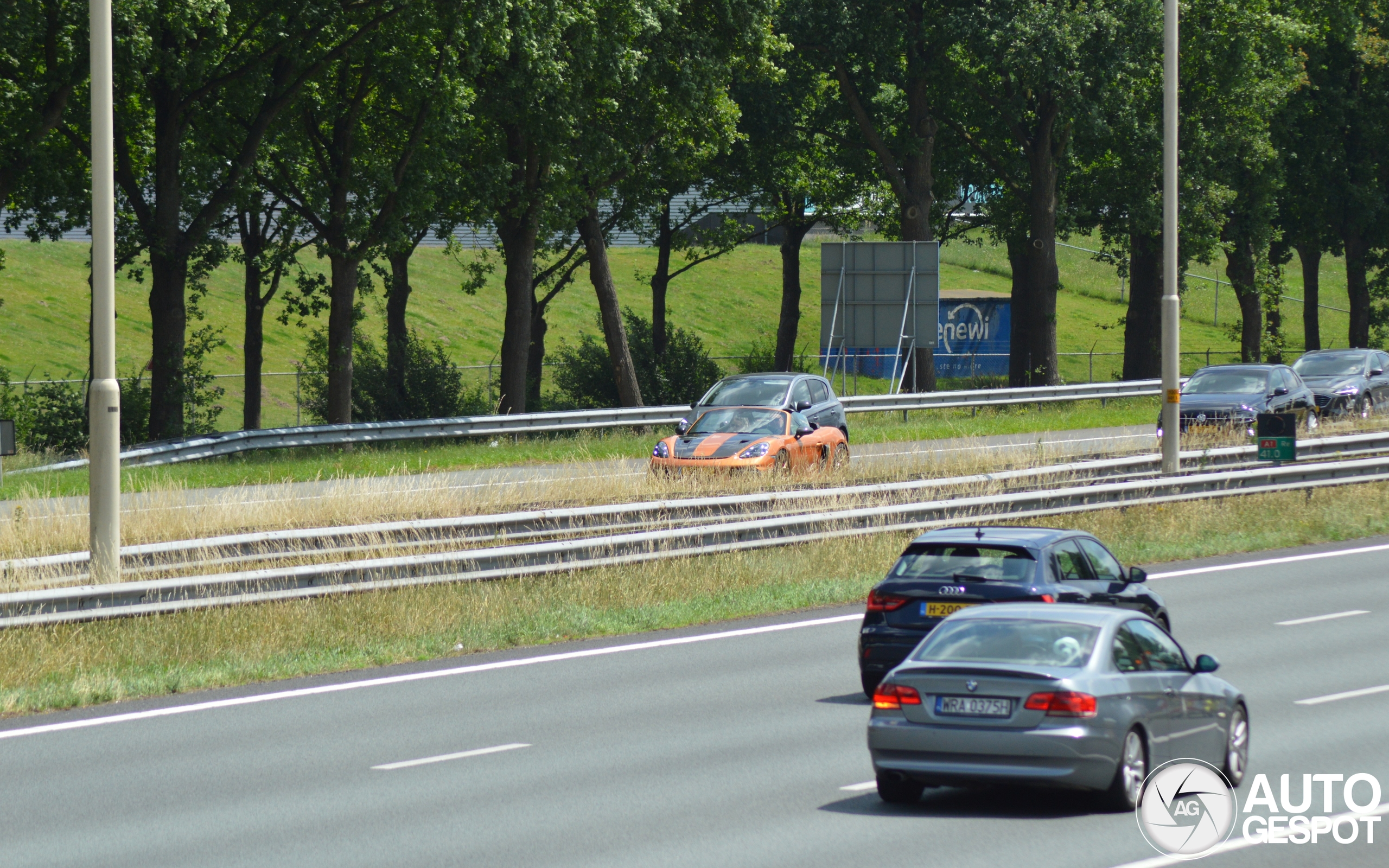 Porsche 718 Spyder RS Weissach Package