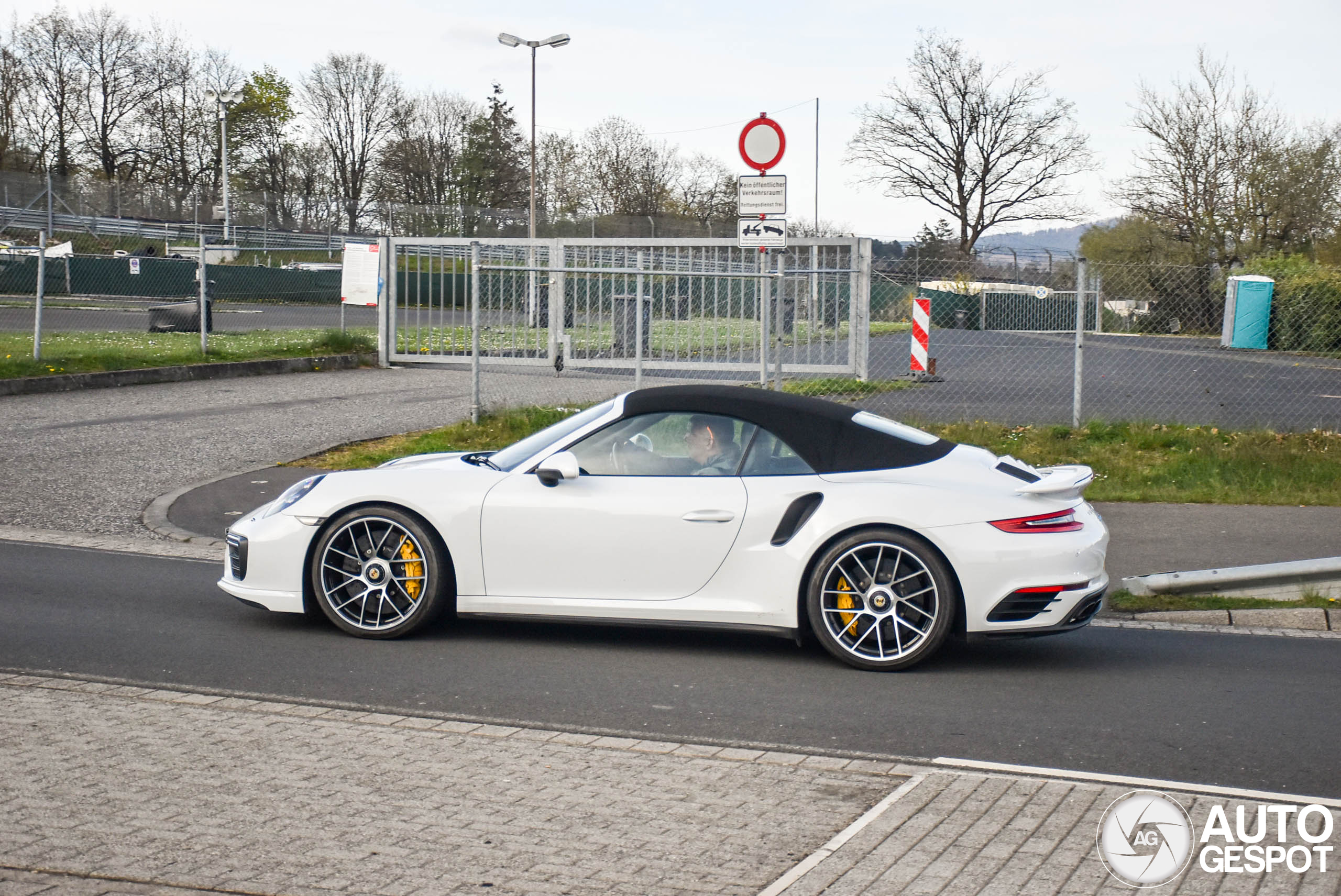 Porsche 991 Turbo S Cabriolet MkII