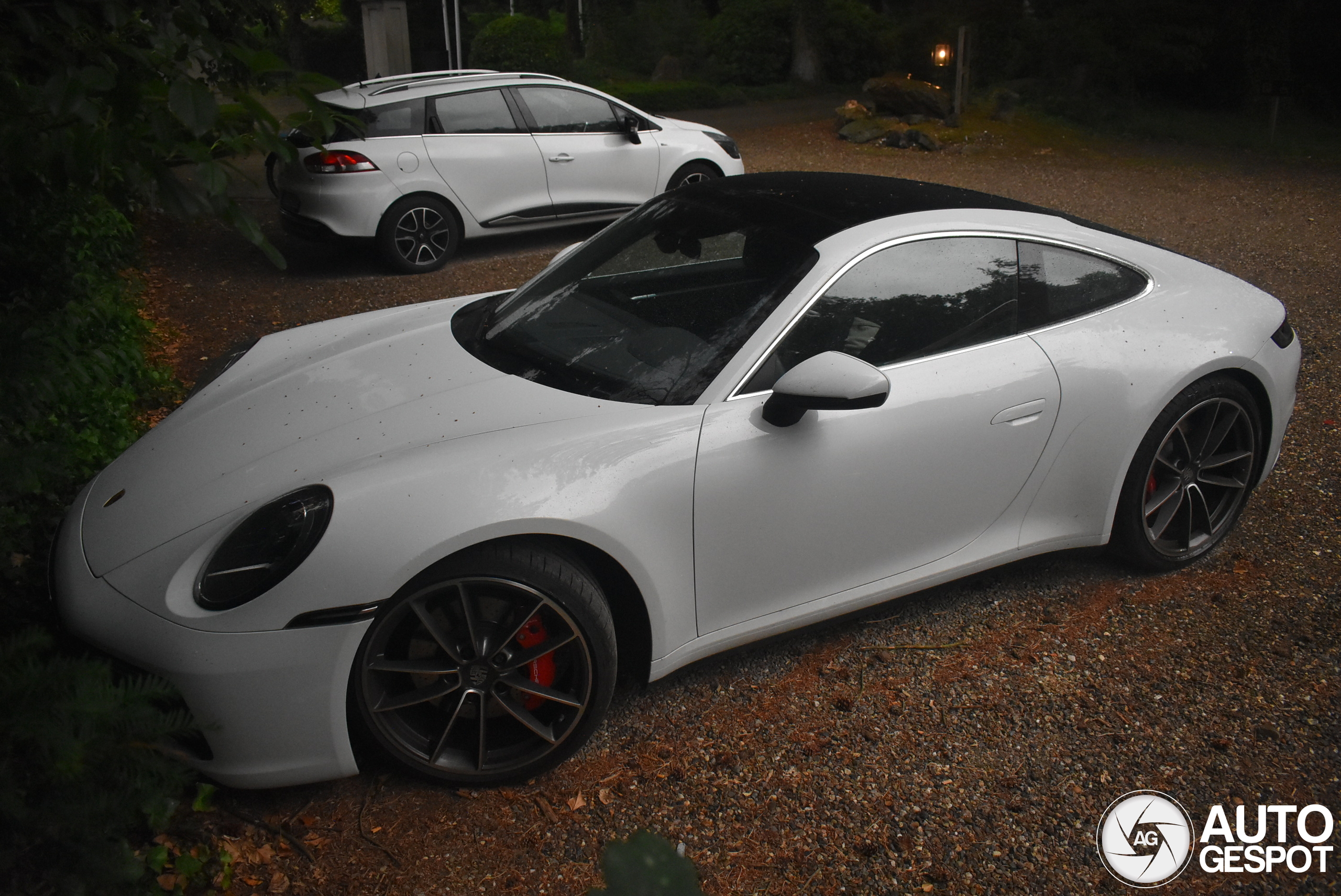 Porsche 992 Carrera 4S