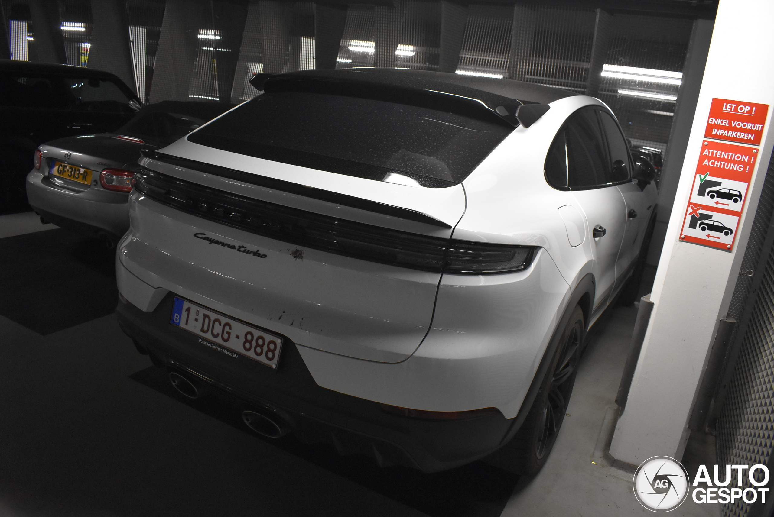 Porsche Cayenne Coupé Turbo E-Hybrid