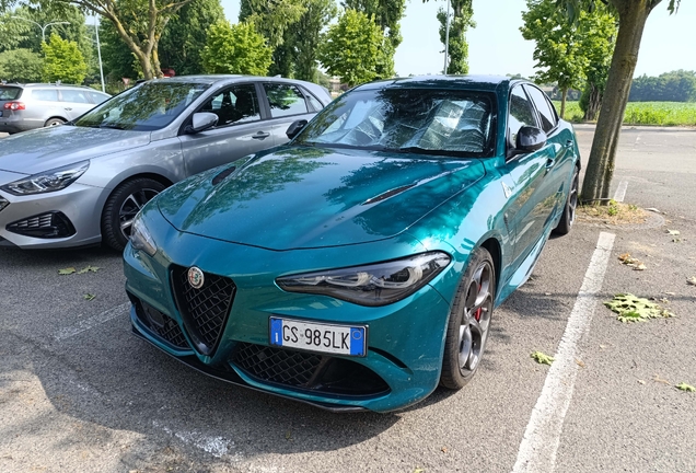 Alfa Romeo Giulia Quadrifoglio 2023