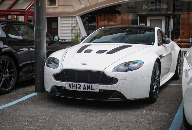 Aston Martin V12 Vantage S