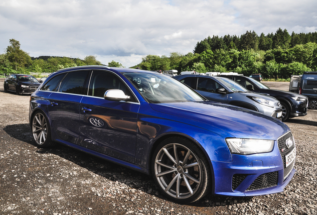 Audi RS4 Avant B8