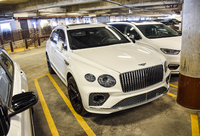 Bentley Bentayga Azure EWB