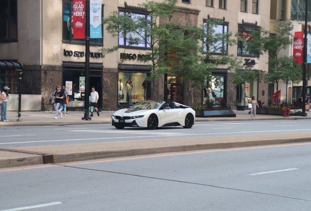 BMW i8 Roadster