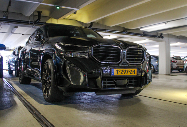 BMW XM G09