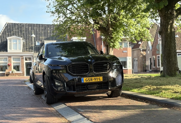BMW XM G09