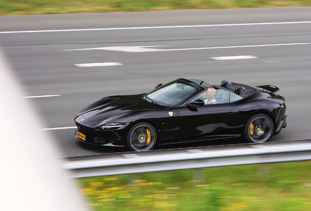 Ferrari Roma Spider
