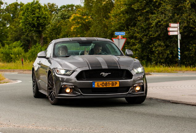 Ford Mustang GT 2015
