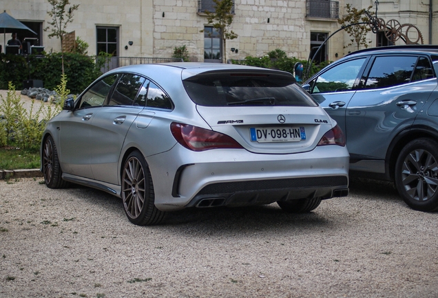 Mercedes-Benz CLA 45 AMG Shooting Brake