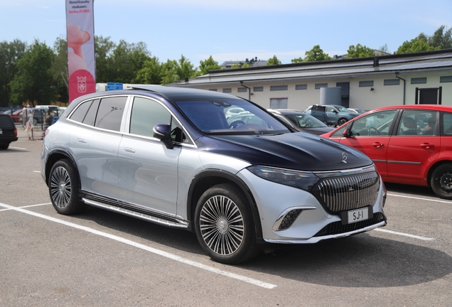 Mercedes-Maybach EQS 680 SUV
