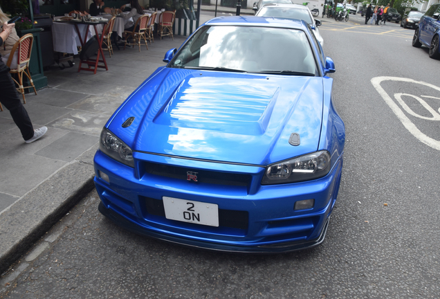 Nissan Skyline R34 GT-R V-Spec II