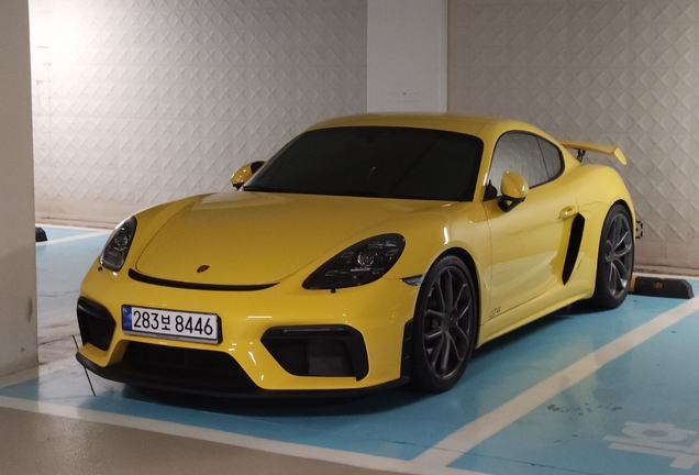 Porsche 718 Cayman GT4