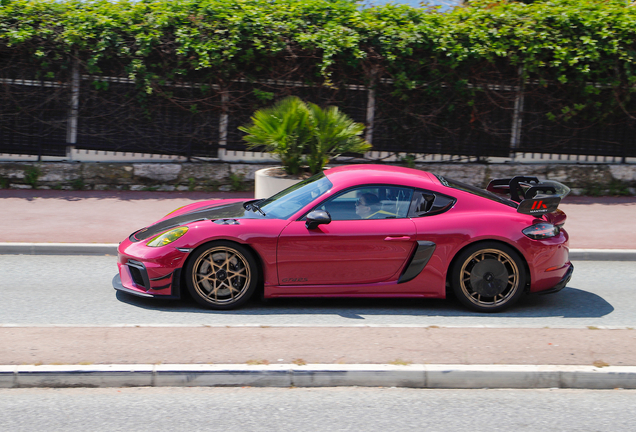 Porsche 718 Cayman GT4 RS Weissach Package Manthey Racing