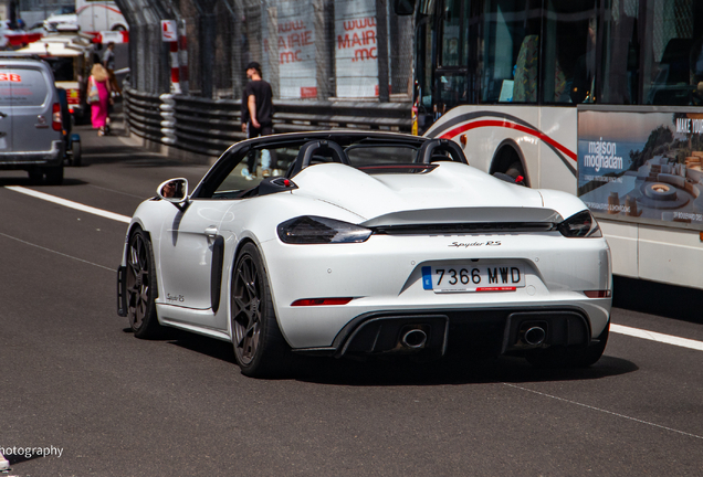 Porsche 718 Spyder RS