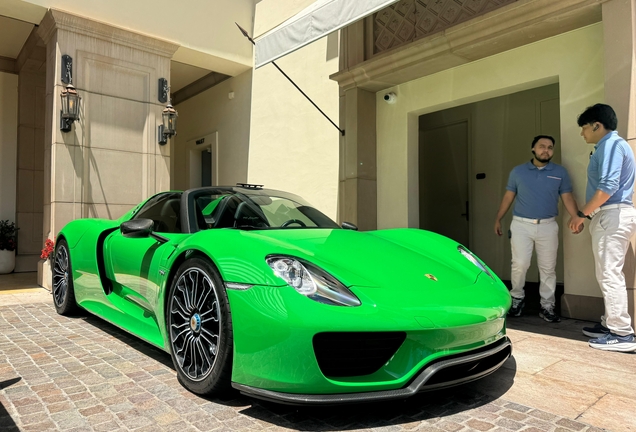 Porsche 918 Spyder Weissach Package
