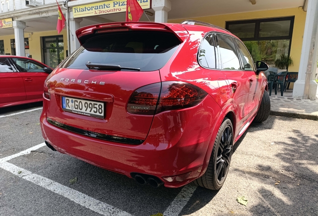Porsche 958 Cayenne GTS