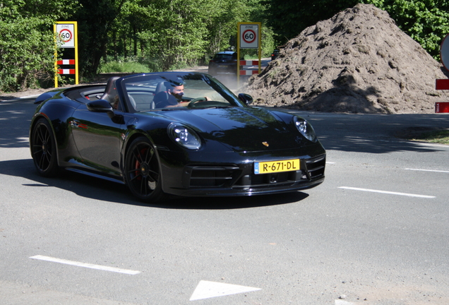 Porsche 992 Carrera GTS Cabriolet
