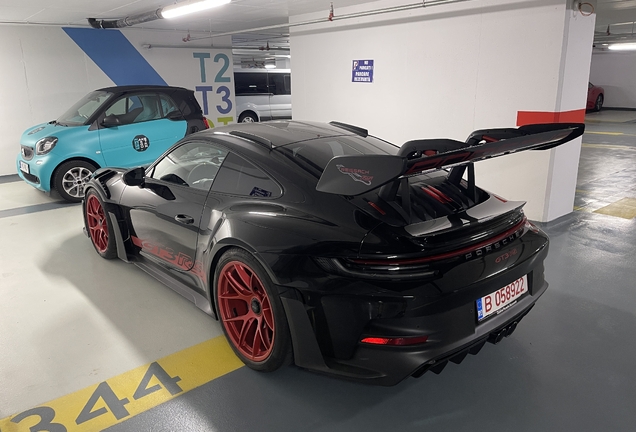 Porsche 992 GT3 RS Weissach Package