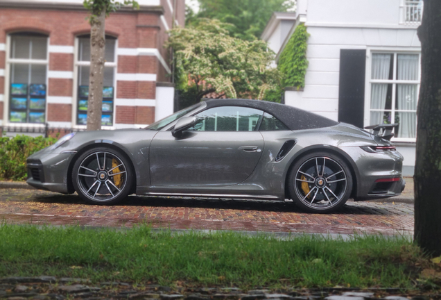 Porsche 992 Turbo S Cabriolet