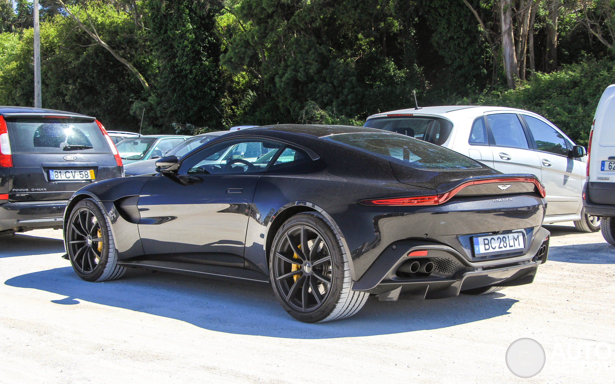 Aston Martin V8 Vantage 2018