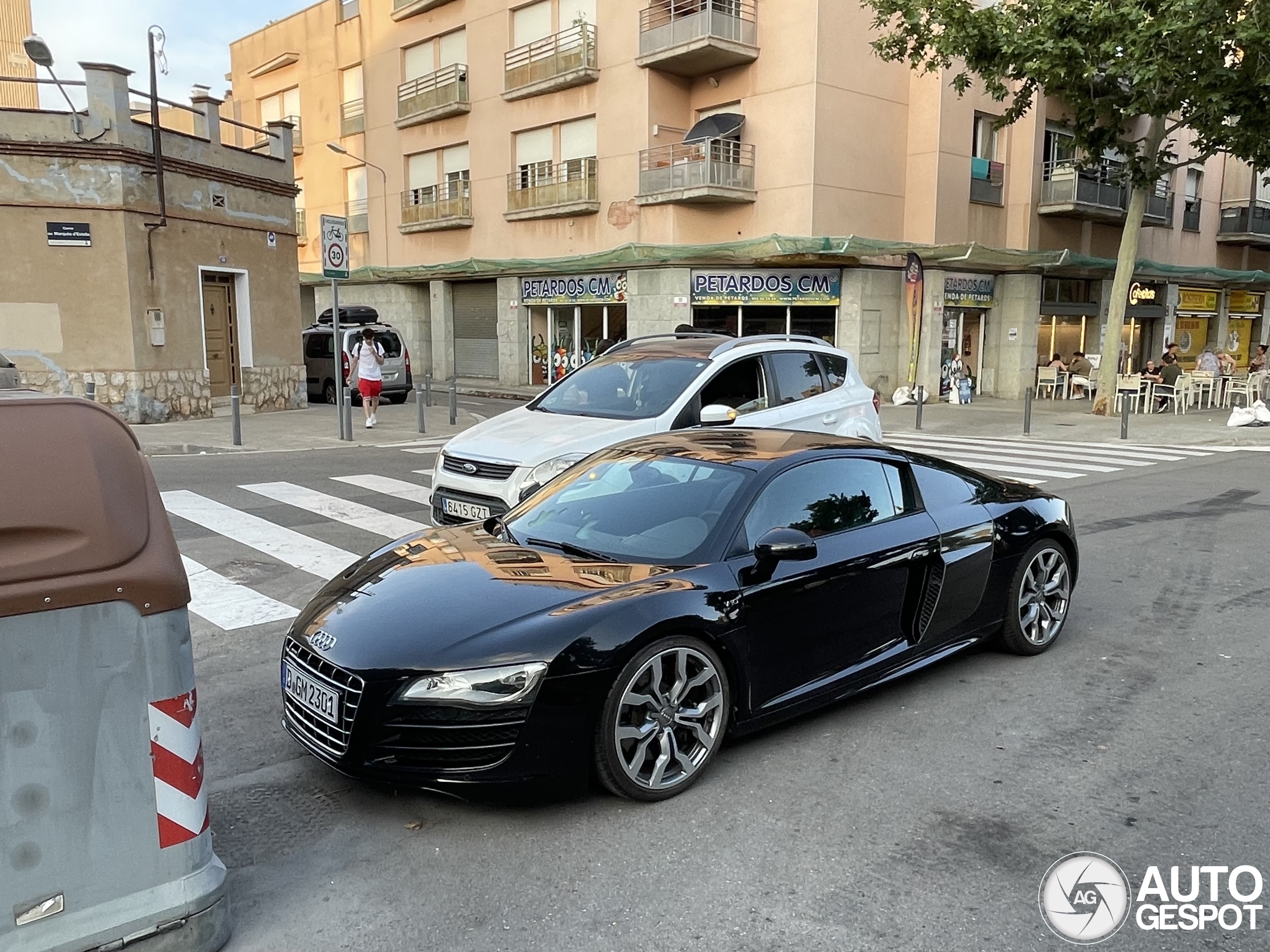 Audi R8 V10